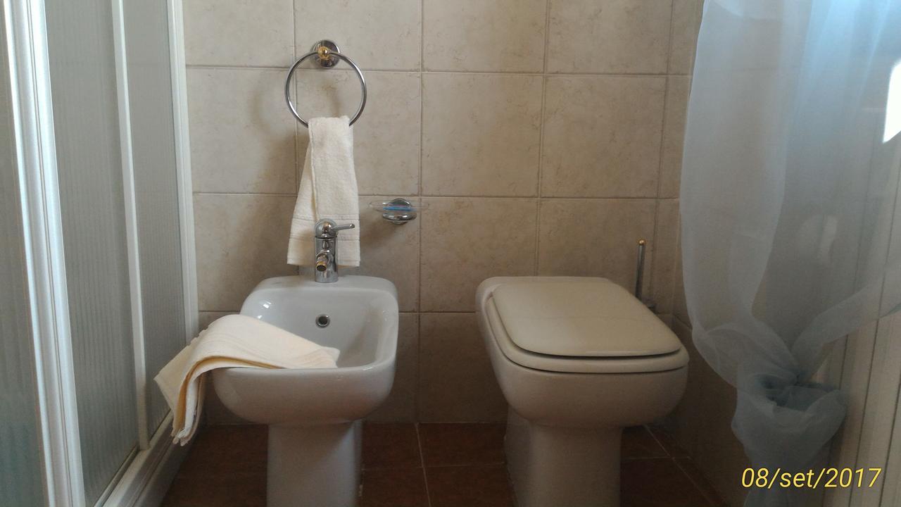 L'Ape In Corte Casa Di Campagna, Via Francigena Stanze E Colazione Vaccarizza 外观 照片