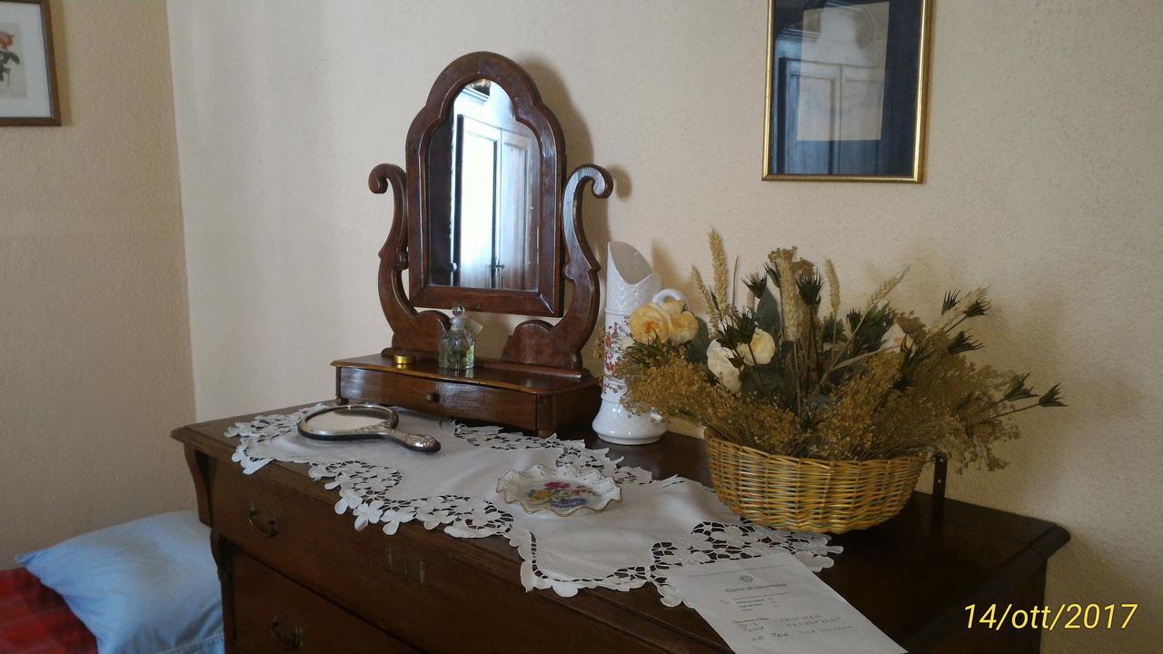 L'Ape In Corte Casa Di Campagna, Via Francigena Stanze E Colazione Vaccarizza 外观 照片