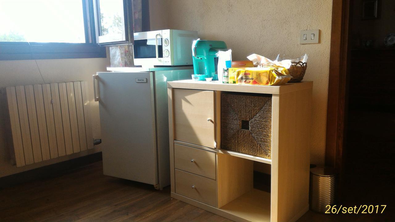 L'Ape In Corte Casa Di Campagna, Via Francigena Stanze E Colazione Vaccarizza 外观 照片