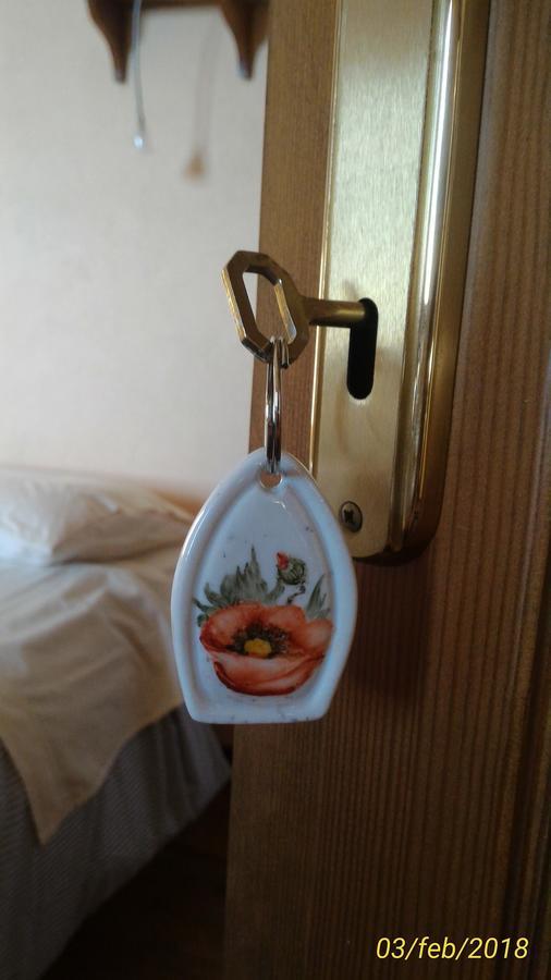 L'Ape In Corte Casa Di Campagna, Via Francigena Stanze E Colazione Vaccarizza 外观 照片