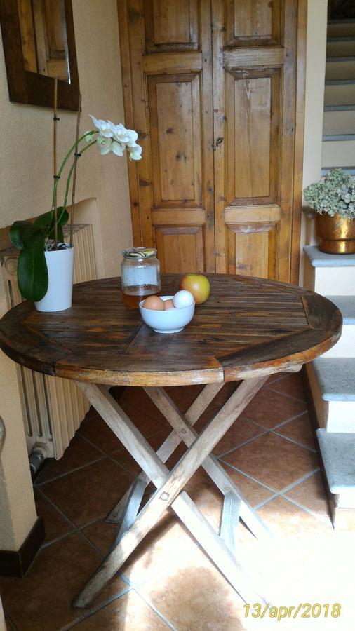 L'Ape In Corte Casa Di Campagna, Via Francigena Stanze E Colazione Vaccarizza 外观 照片
