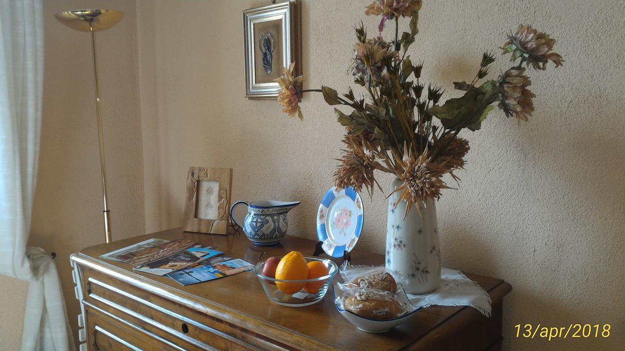 L'Ape In Corte Casa Di Campagna, Via Francigena Stanze E Colazione Vaccarizza 外观 照片