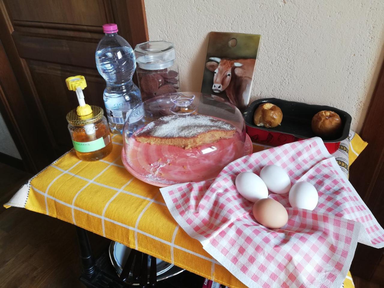 L'Ape In Corte Casa Di Campagna, Via Francigena Stanze E Colazione Vaccarizza 外观 照片